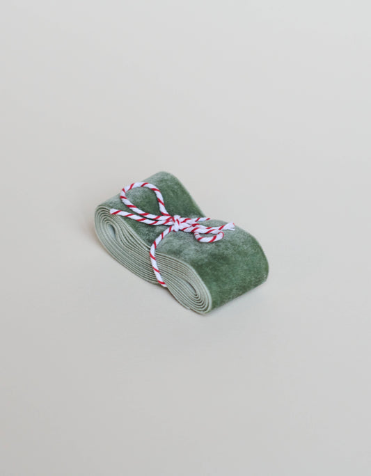 Bredt Velourbånd Misty Sage